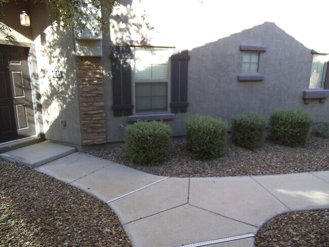 Building Photo - 1350 S Greenfield Rd