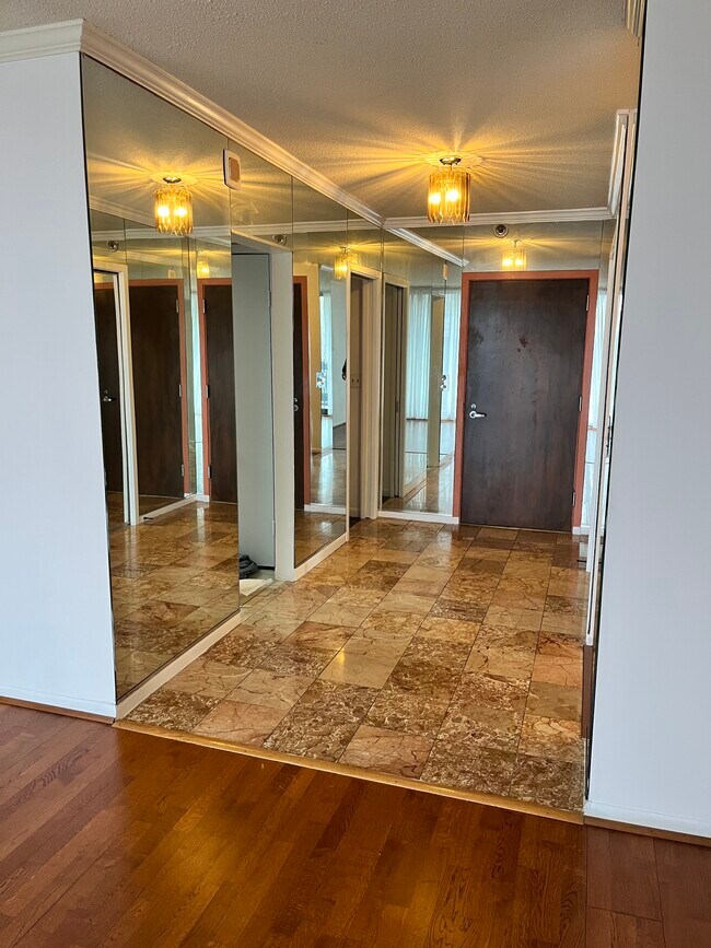 Foto del edificio - 5505 Seminary Rd