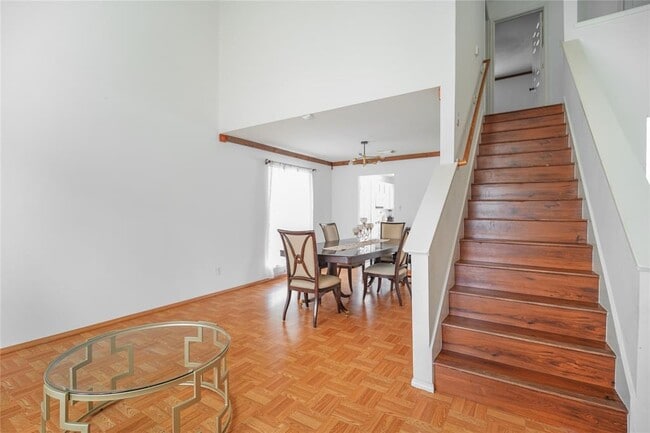 Building Photo - 22623 Holly Lake Dr