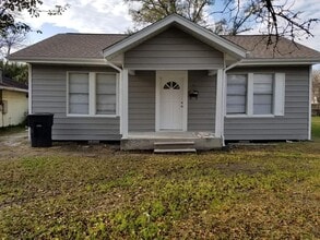 Building Photo - 2416 Ave A