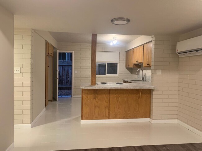 Foto del edificio - 419 15th Ave S