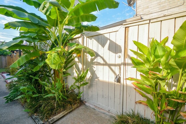 Foto del edificio - 9509 Windswept Ln