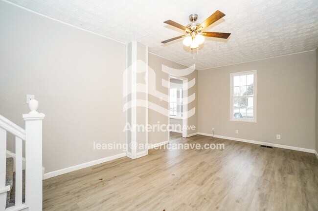 Foto del edificio - 1629 Hillcrest Ave
