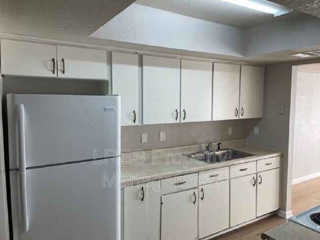 Foto del edificio - 1603 Terrace Dr