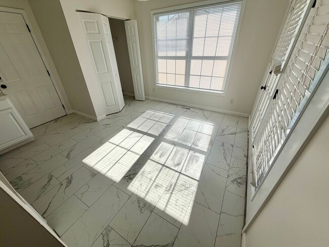 Photo - 118 Seattle Slew St House