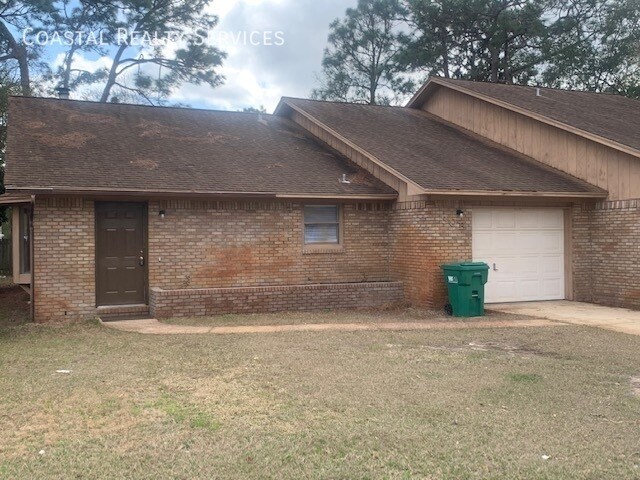 Primary Photo - 30 5th Ave B