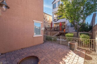 Building Photo - 7765 Floral Fabric Ct