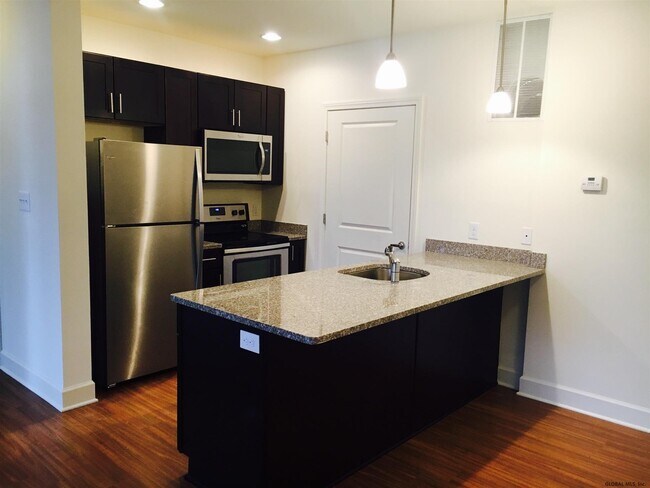 Foto del edificio - 1453 Hillside Ave