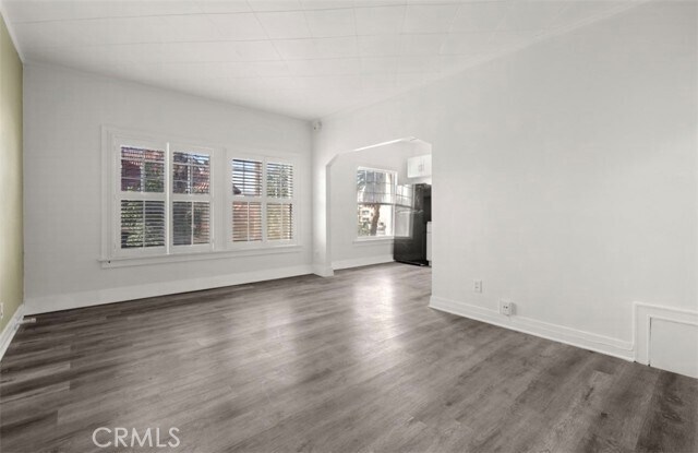 Foto del edificio - 2121 James M Wood Blvd