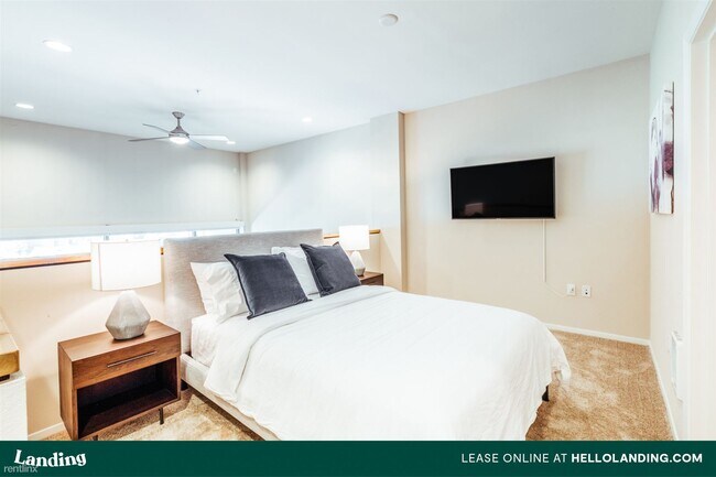 Foto del edificio - 1300 4th St