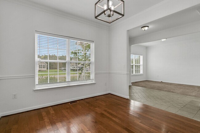 Foto del edificio - Shingle Landing 4 bedroom; 2,5 bath PET FRIENDLY Custom Home, Moyock NC