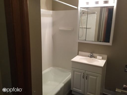 Building Photo - 501 NE Jacob St