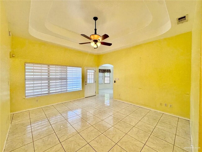 Foto del edificio - 28 N 40th St