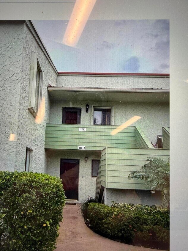 Foto principal - 5403 SE Miles Grant Rd