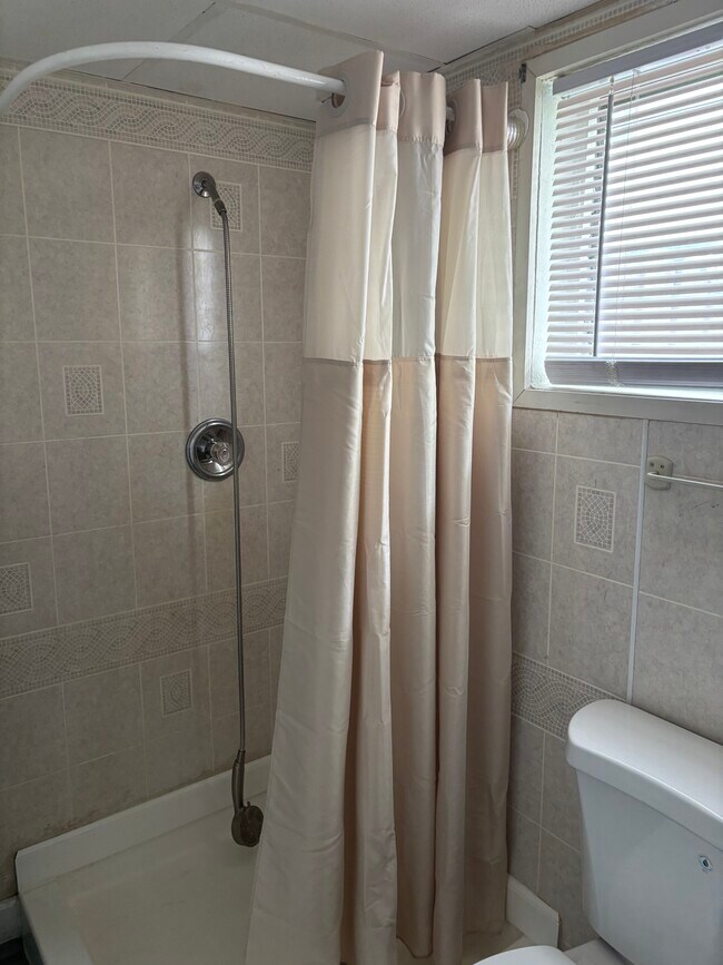 Foto del edificio - 303 Indian Hills Dr