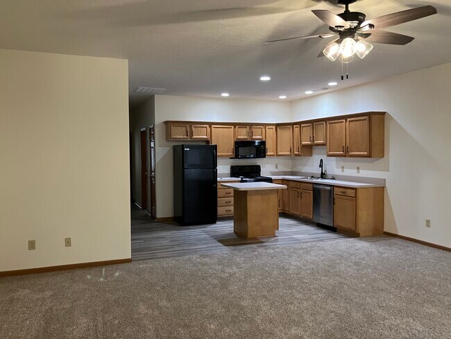 Foto del edificio - 1023 Laurel Tree Ct