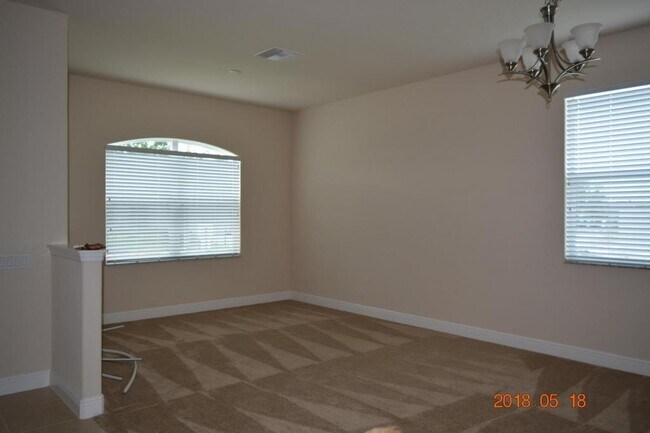 Foto del edificio - 14506 Potterton Cir