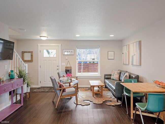 Foto del edificio - 2 br, 1.5 bath House - 4917 SE 79th Ave Un...