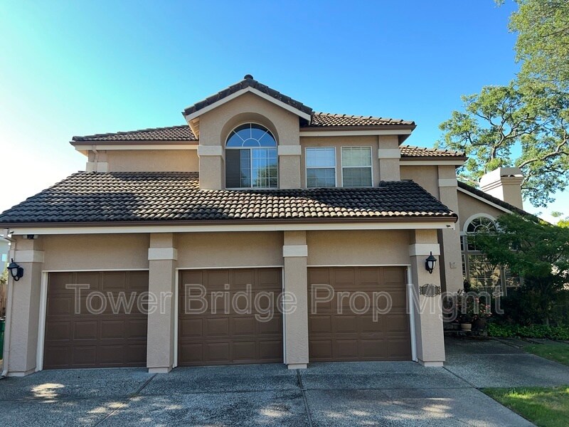 Foto principal - 3640 Roble Ct