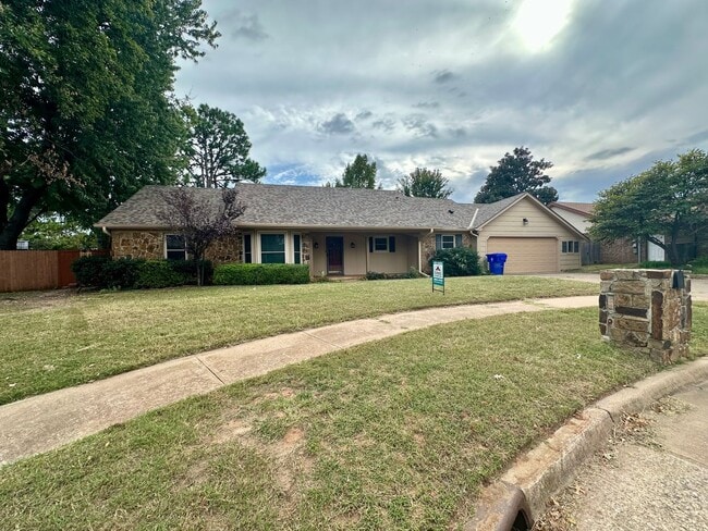 Photo - Immaculate major remodeled executive home in West Norman
