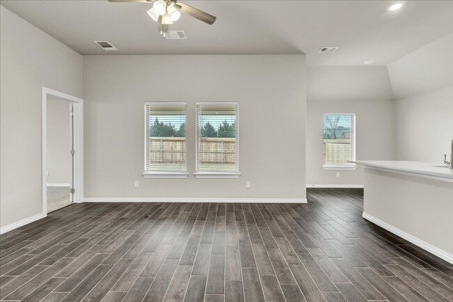 Photo - Adorable Brand New NE Edmond House