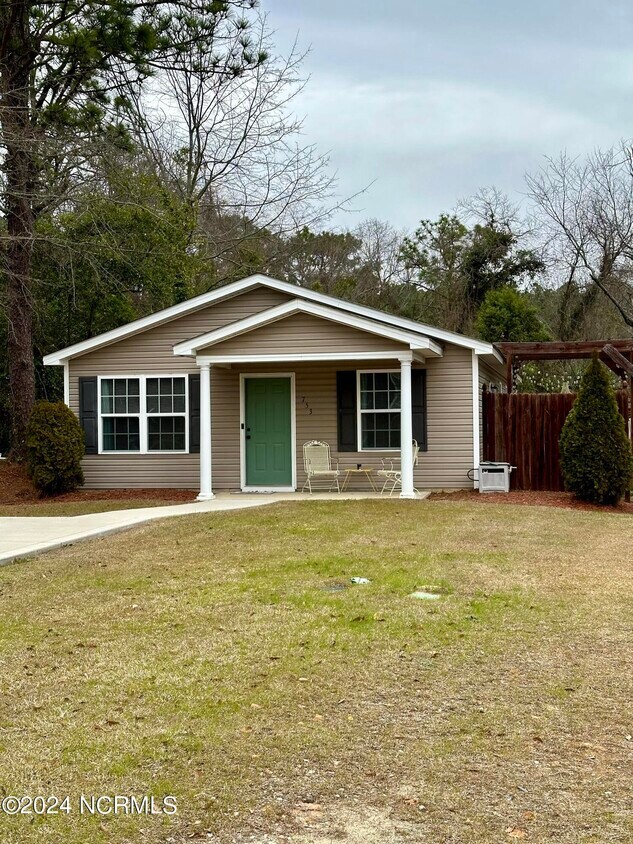 753 W Illinois Ave, Southern Pines, NC 28387 House Rental in Southern