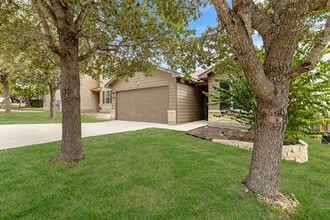 Building Photo - 2122 York Bend