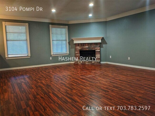 Building Photo - Spacious 5 Bedroom Single Family Home Read...