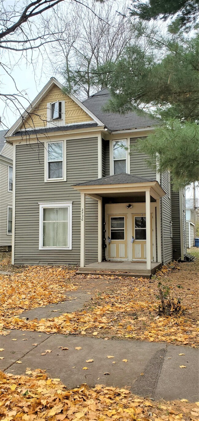 Building Photo - 2736 Emerson Ave S