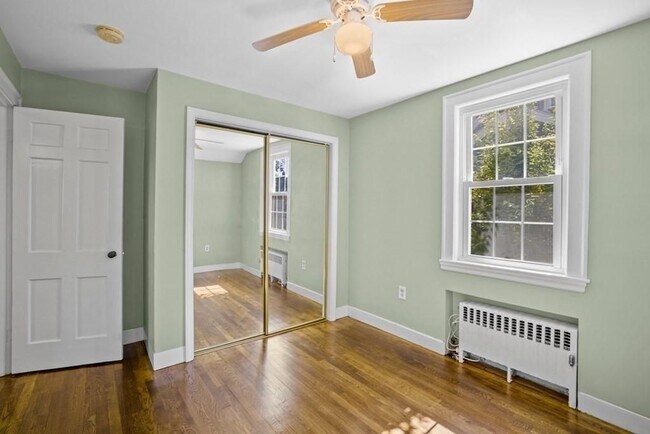 Foto del edificio - 144 Lowell St