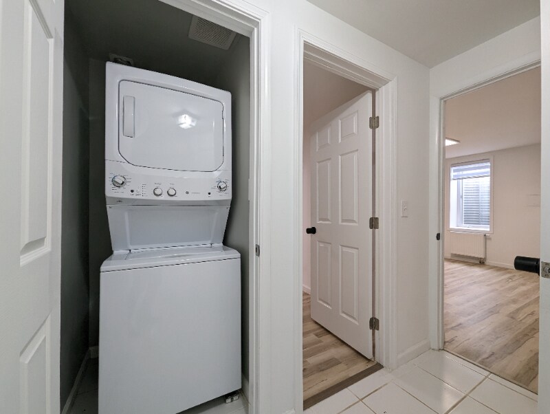 Building Photo - 406 Gaither St