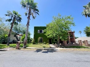 Building Photo - 421 Cottonwood Ave
