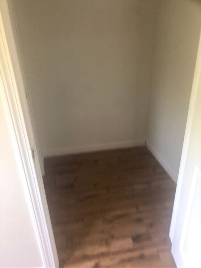 Building Photo - 133 State Rd