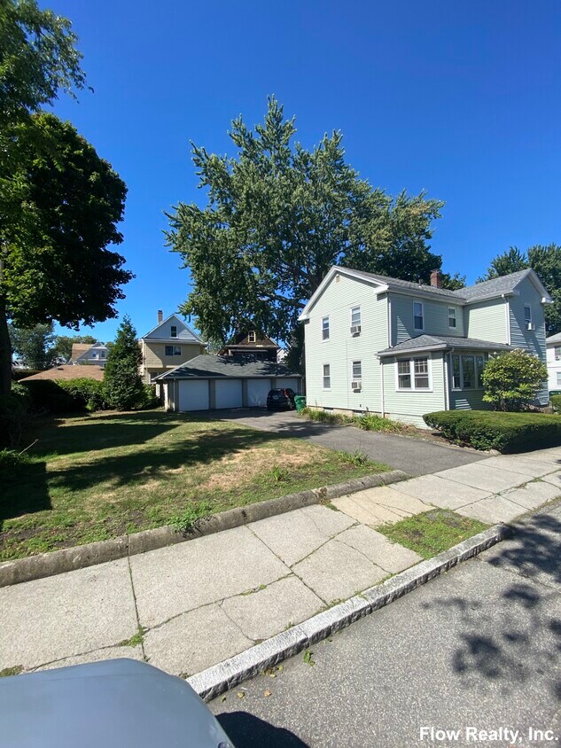 35 Saint Clements Rd, Medford, MA 02155 House Rental in Medford, MA