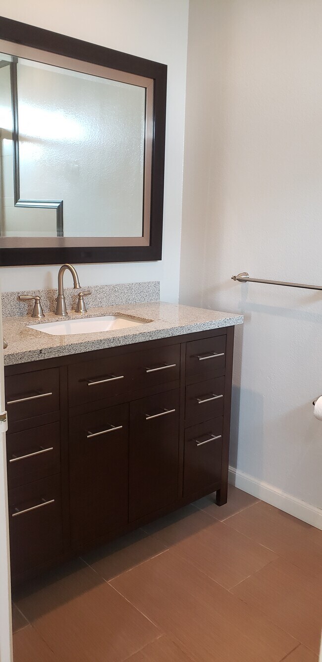 Foto del edificio - 12740 Pacific Ave