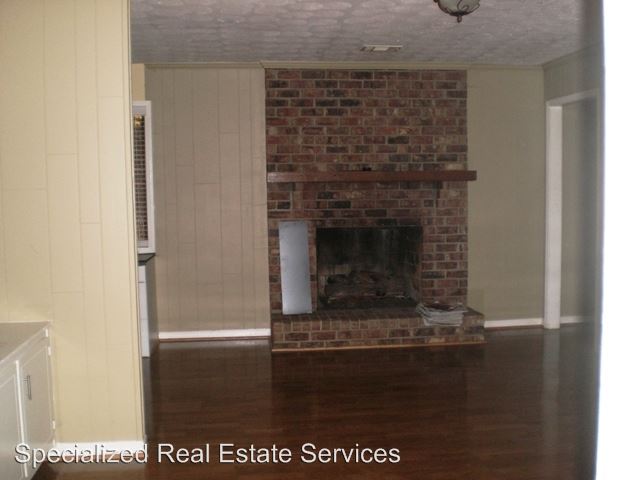 Building Photo - 495 Wavetree Dr