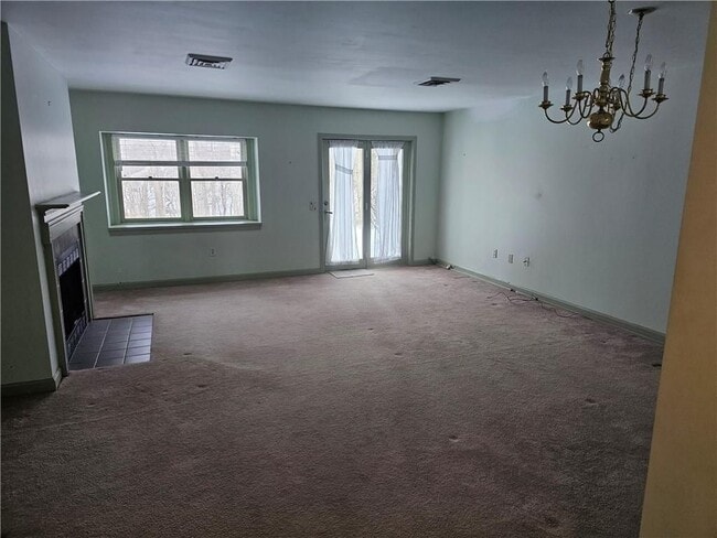 Foto del edificio - 37 Lawton Brook Ln