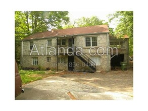Building Photo - 1118 Fayetteville Rd SE