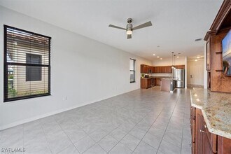 Building Photo - 5465 Cameron Dr