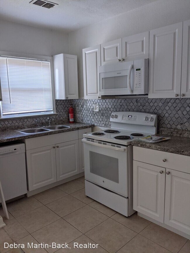 Foto del edificio - 2 br, 1 bath House - 1404 E University Ave