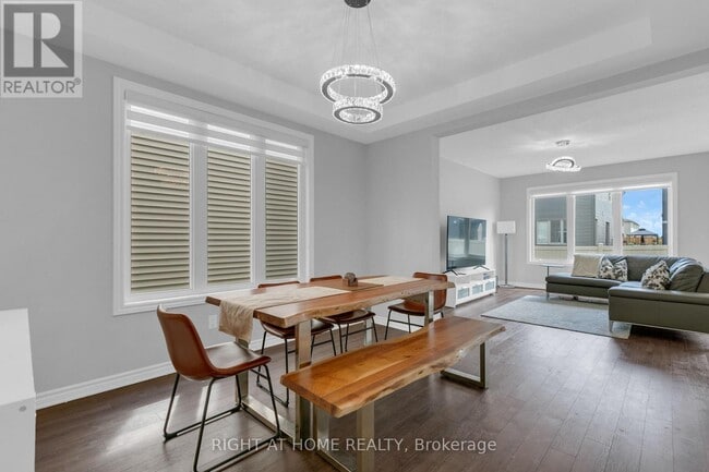 Building Photo - 104 Unity Pl