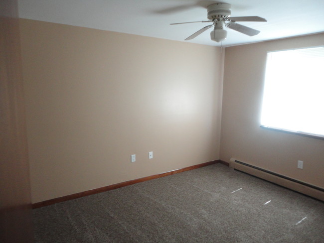 Building Photo - 1259 Sisson Dr