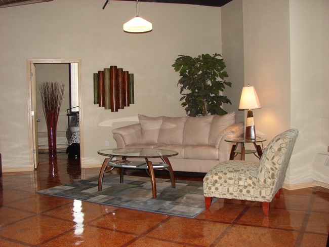 Foto del edificio - Commerce Building Apartments