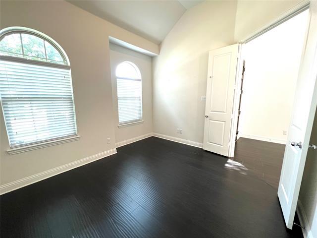 Building Photo - 1801 Forest Park Dr