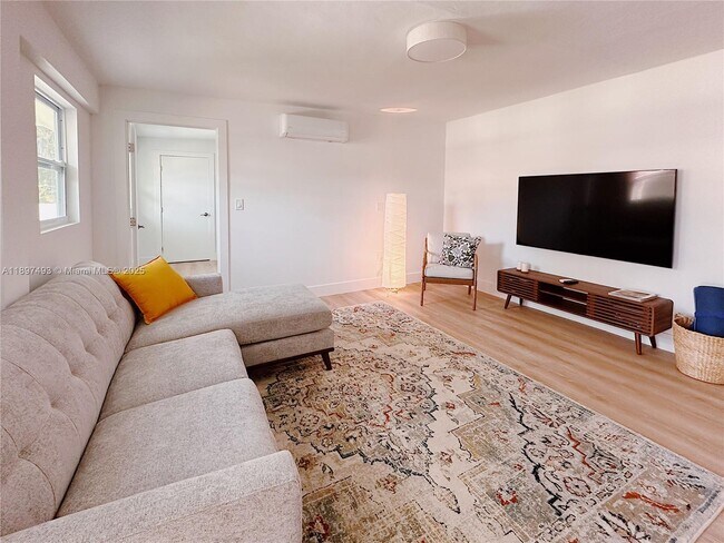 Foto del edificio - 3051 NW 14th St