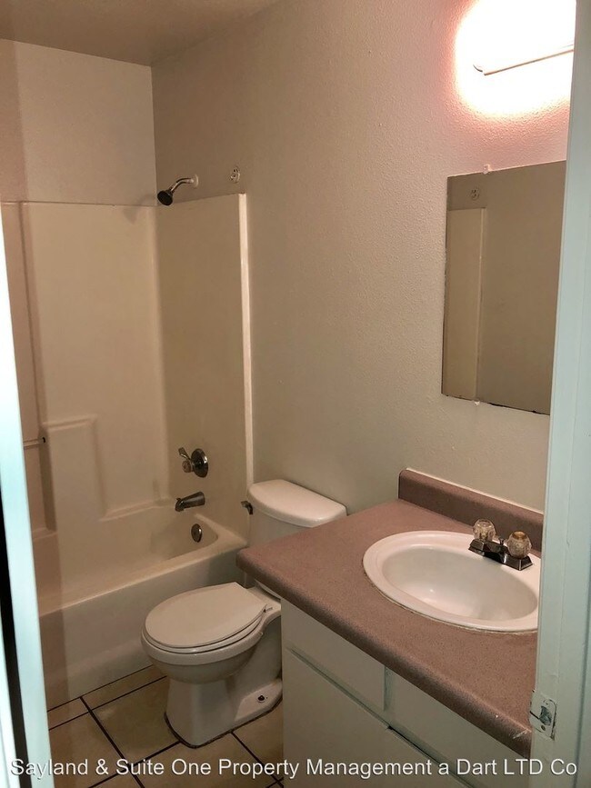 100 Santa Bonita St Unit 101, Madera, CA 93637 Condo for Rent in Madera, CA