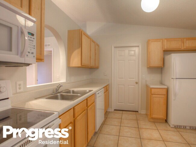 Building Photo - 4870 Preserve Blvd
