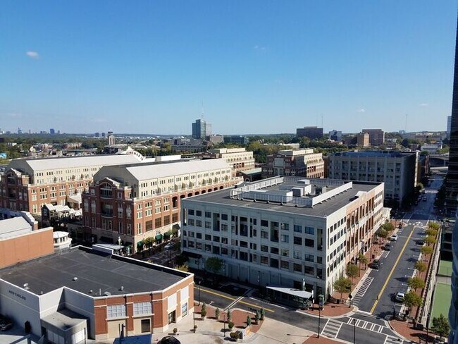 Foto del edificio - 361 17th St NW