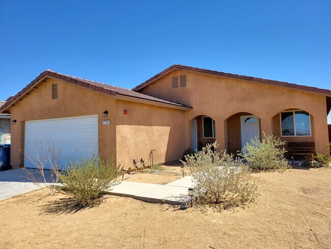 Foto del edificio - Stunning 4-Bedroom Home in Imperial