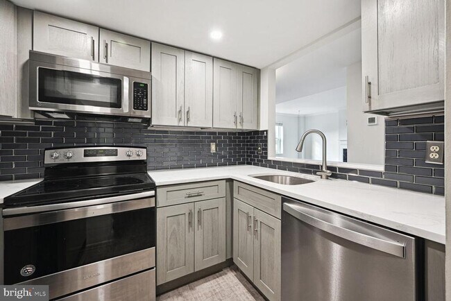 Foto del edificio - 1727 R St NW